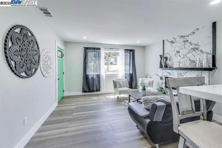 ALHAMBRA  VALLEY - Residential