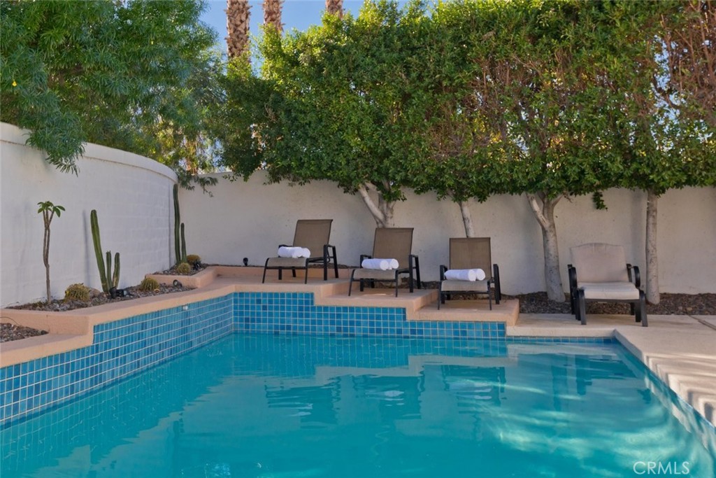 Vintage Palms (33135) - Residential