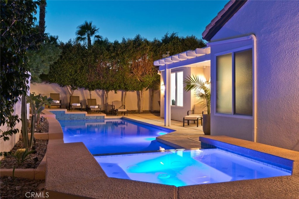 Vintage Palms (33135) - Residential