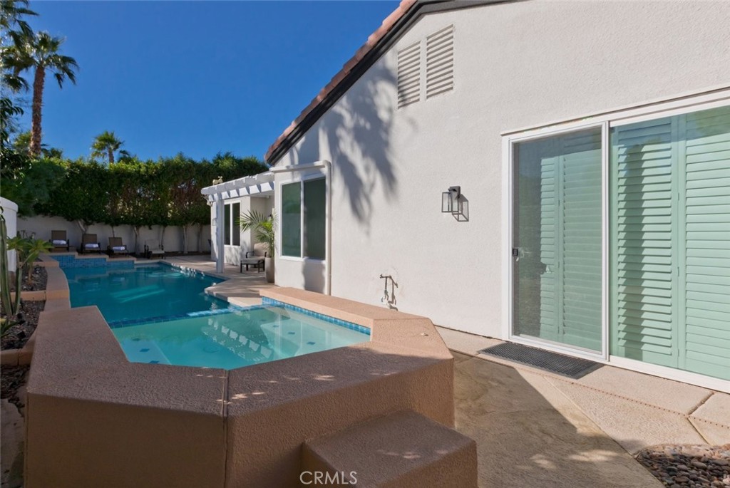 Vintage Palms (33135) - Residential