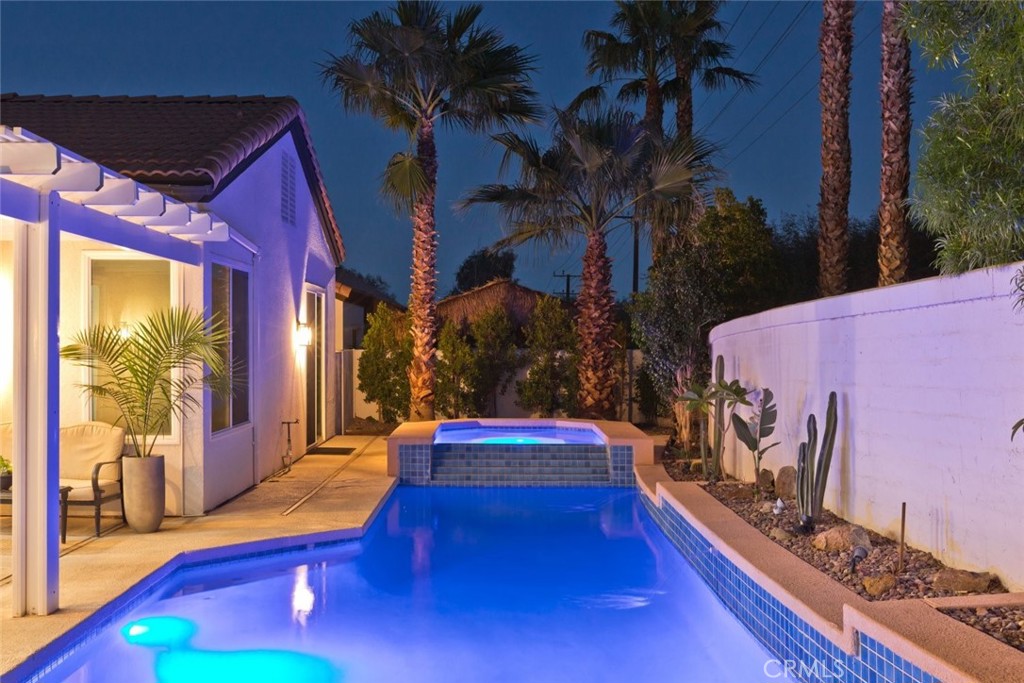 Vintage Palms (33135) - Residential