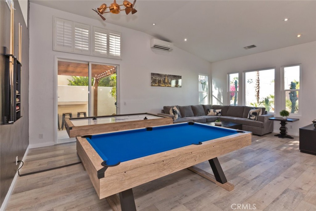 Vintage Palms (33135) - Residential