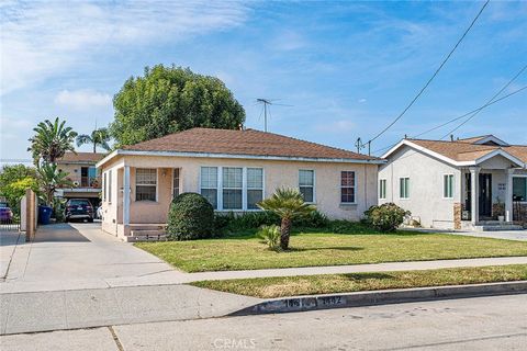 Photo of 1442 W 219th St, Torrance, CA 90501 (MLS # PW26079986)