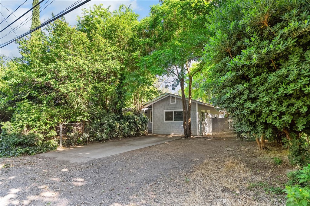 1131 Stewart Avenue