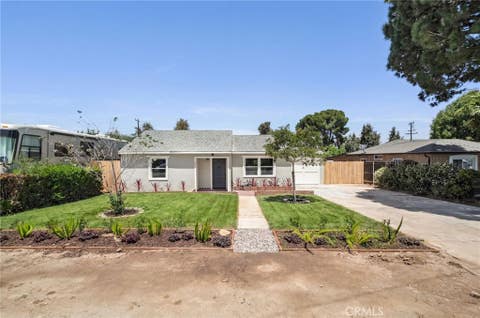 Photo of 856 Via Bernardo, Corona, CA 92882 (MLS # PW26122798)
