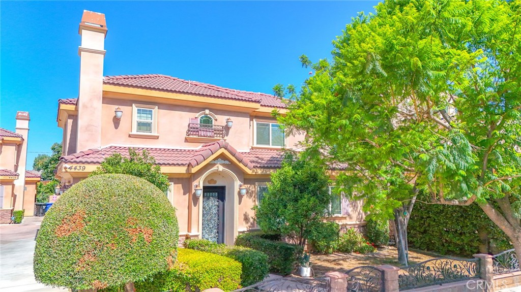 4439 Ellis Lane
