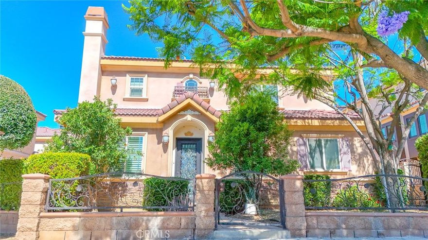 Everything’s ready for the move: freshly painted walls and stair, brand-new lighting, and a new toilet installed.
Welcome to this charming home located in Temple City at 4439 Ellis Lane. Offering approximately 1,720 sqft of living space, this spacious property features 4 bedrooms and 3 bathrooms, perfect for family living or investment. The interior boasts a flowing layout with plenty of natural sunlight, creating a warm and inviting atmosphere. Conveniently situated near amenities and transportation, this home is an excellent choice for comfortable living. Don't miss out on this opportunity—schedule a viewing today!