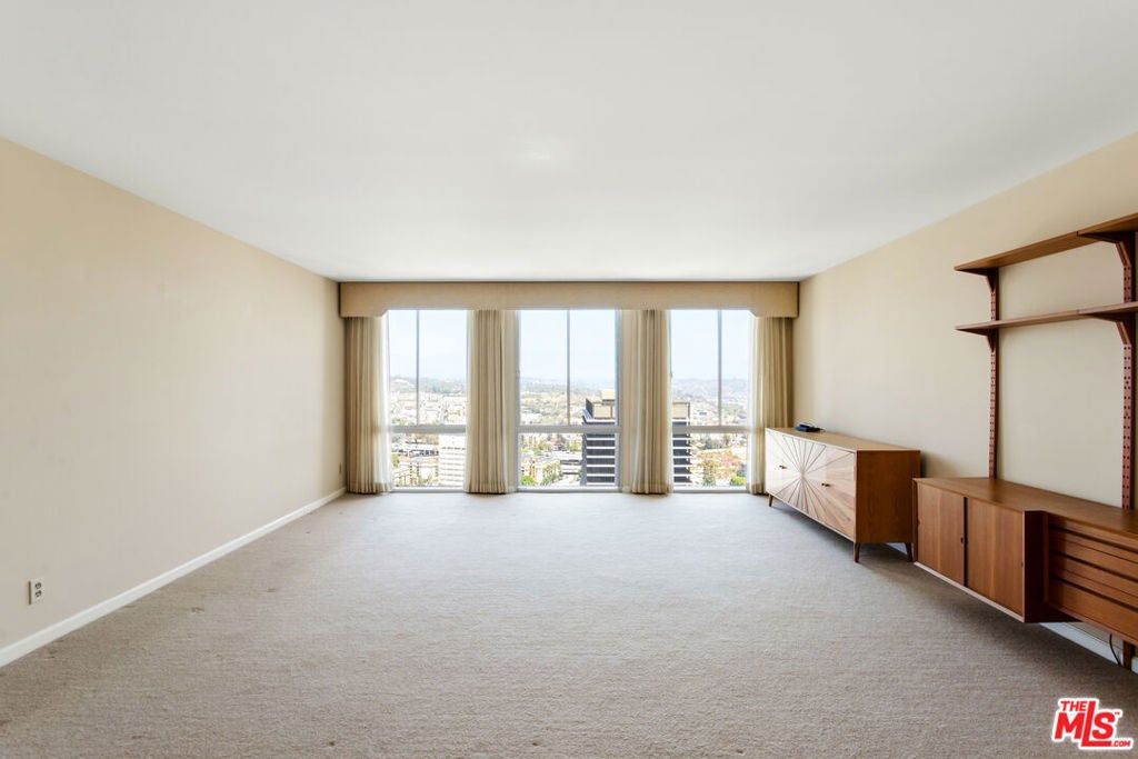 800 W 1st Street 3001