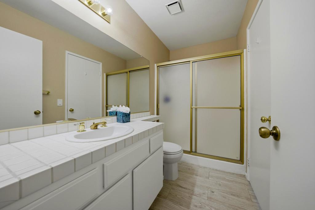 Oasis Country Club - Residential