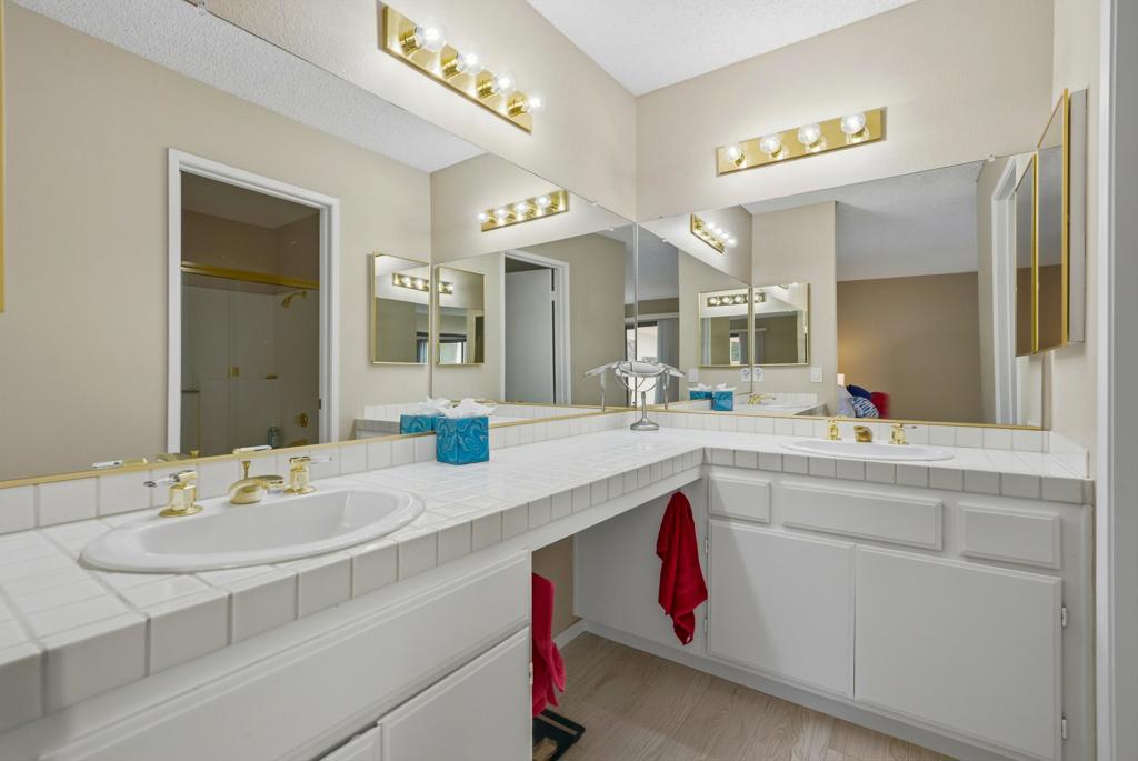 Oasis Country Club - Residential