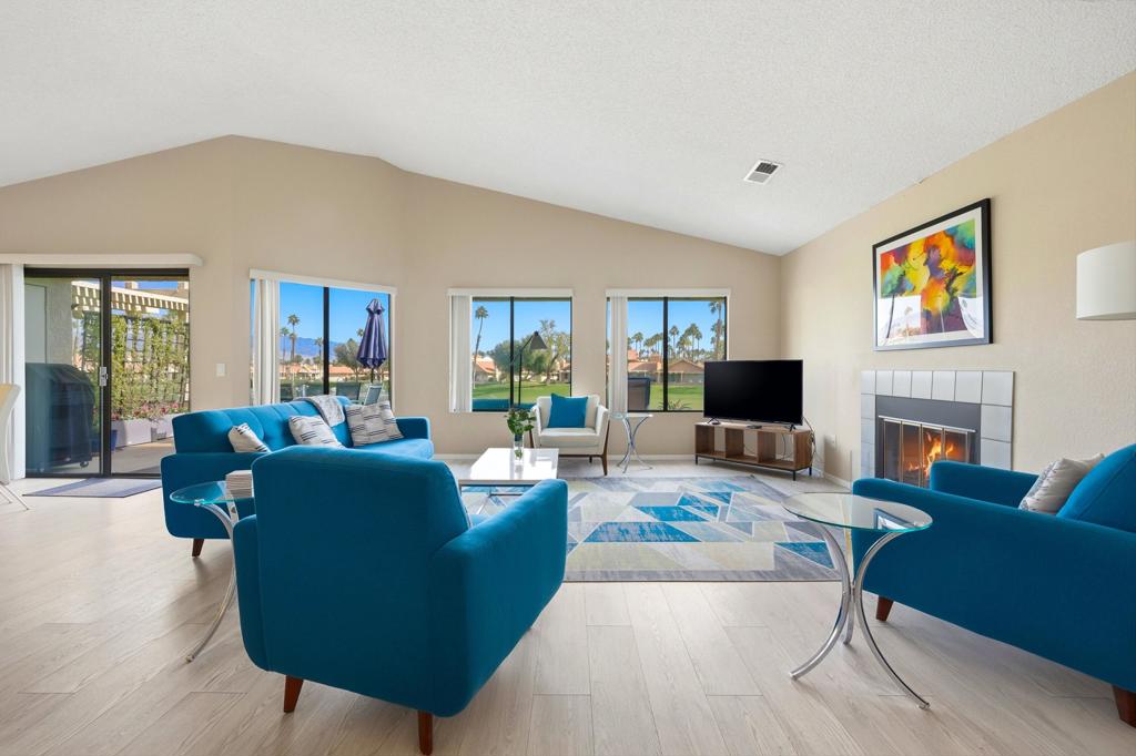 Oasis Country Club - Residential