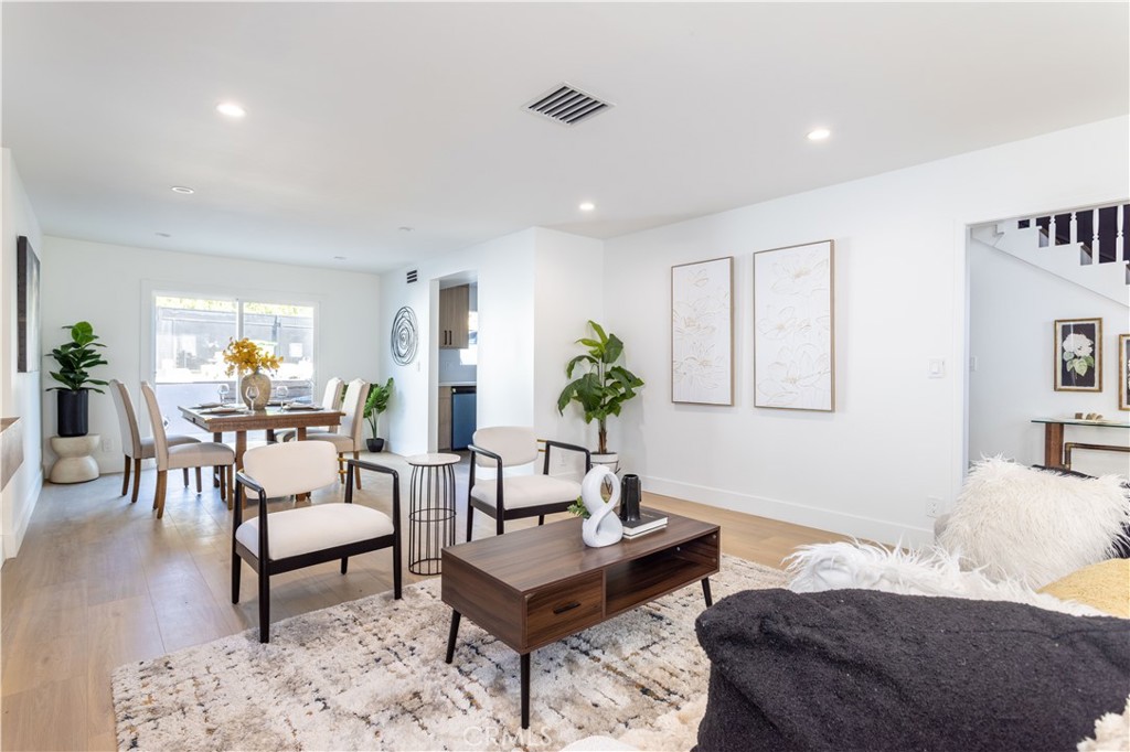 16235 Plummer