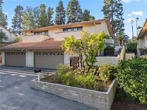 Photo of 73 Paseo Esplendido, Camarillo, CA 93010 (MLS # SR25224398) Photo of 73 Paseo Esplendido, Camarillo, CA 93010 (MLS # SR25224398)