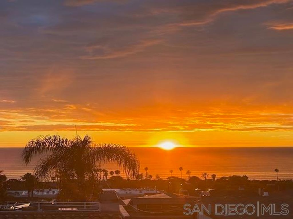 Photo of 2044 Edinburg Avenue Ave, Cardiff By The Sea, CA 92007 (MLS # 260003665SD)