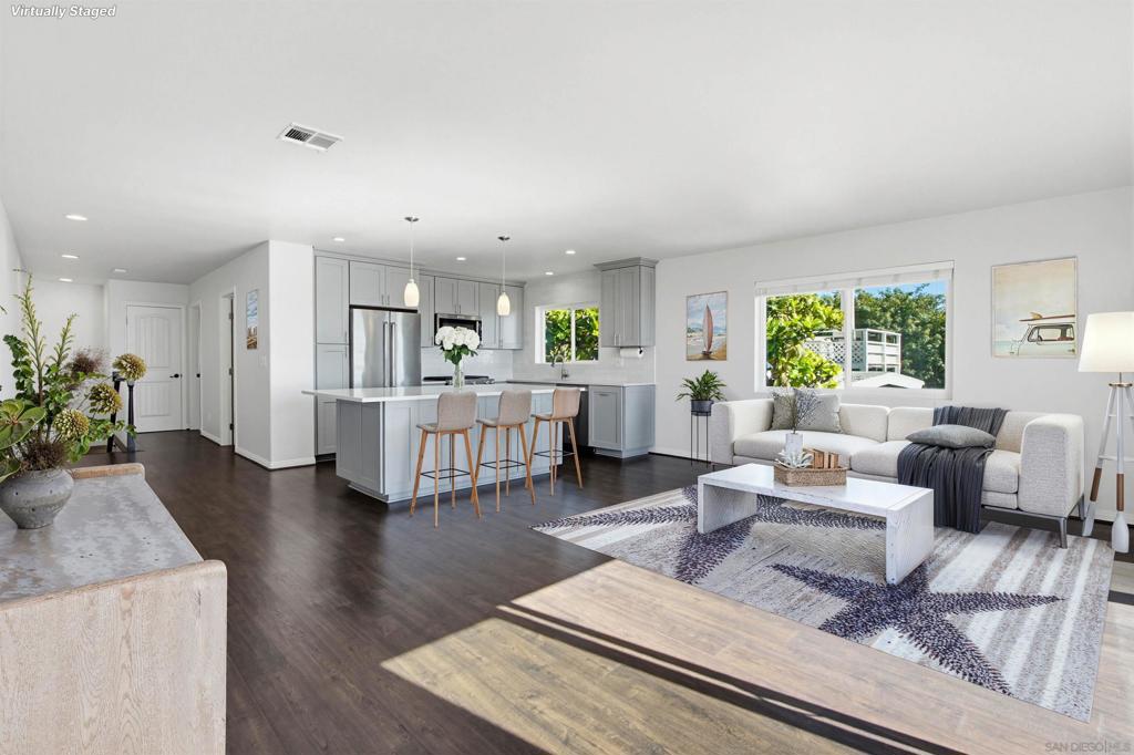 2044 Edinburg Avenue