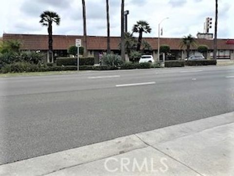 Photo of 9040 Las Tunas Drive, Temple City, CA 91780 (MLS # WS25225814) Photo of 9040 Las Tunas Drive, Temple City, CA 91780 (MLS # WS25225814)