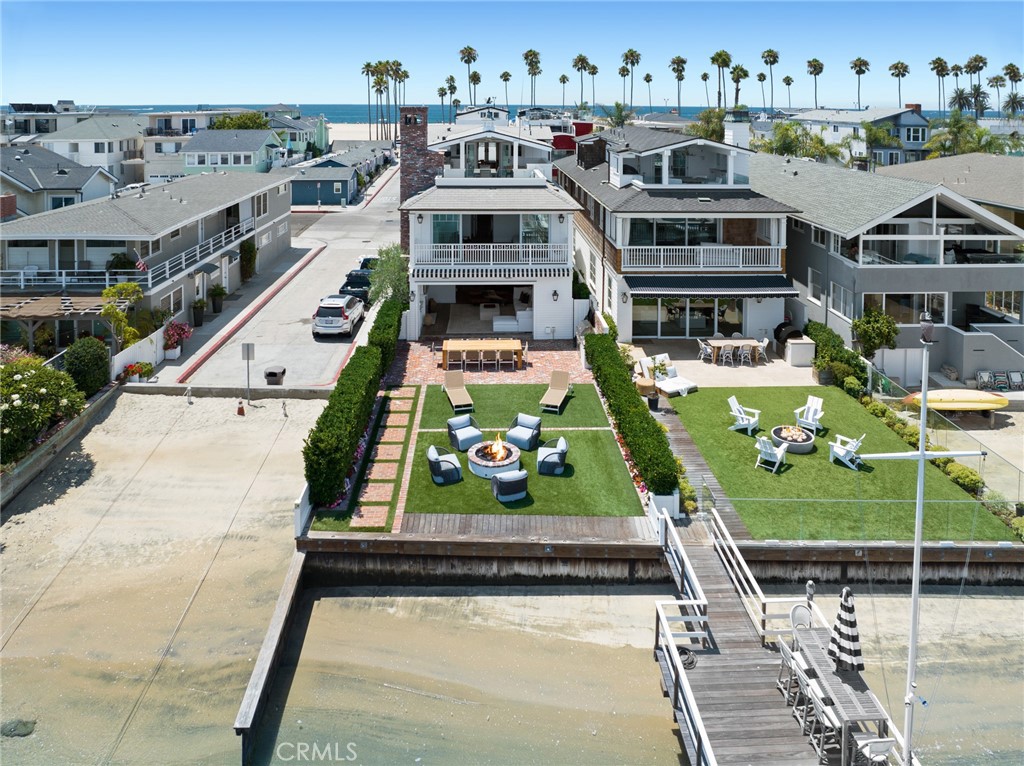 930 E Balboa Boulevard