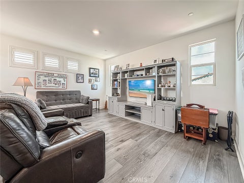 Tiny photo for 2402 Conroy Avenue, Camarillo, CA 93012 (MLS # SR26126388)