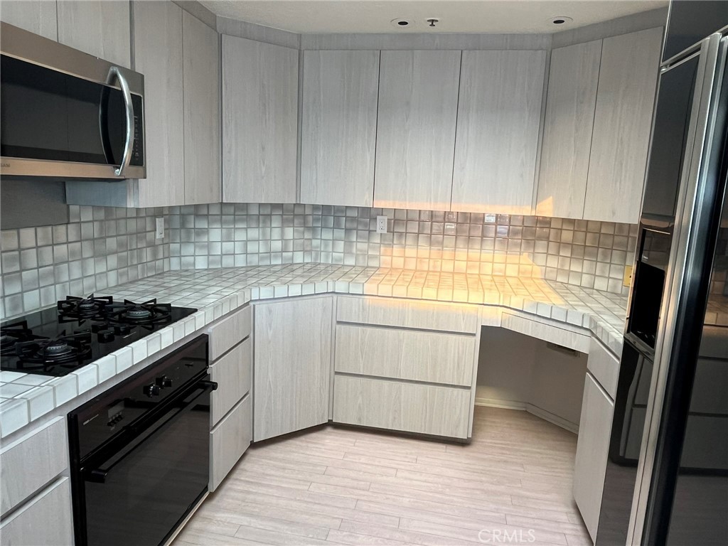 Villa Balboa (VBAL) - Residential Lease