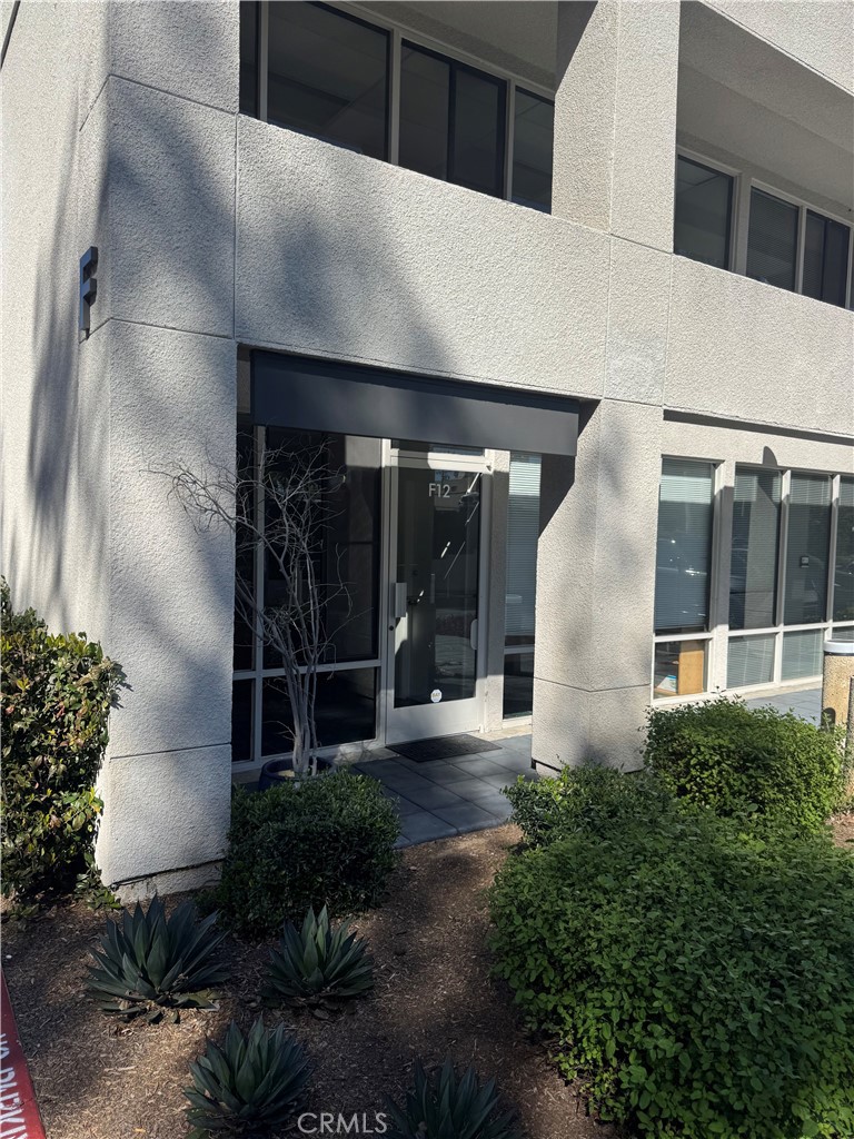 711 W 17th Street F-12