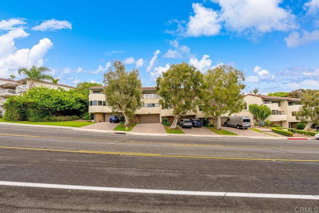 7302 Alicante Road 3