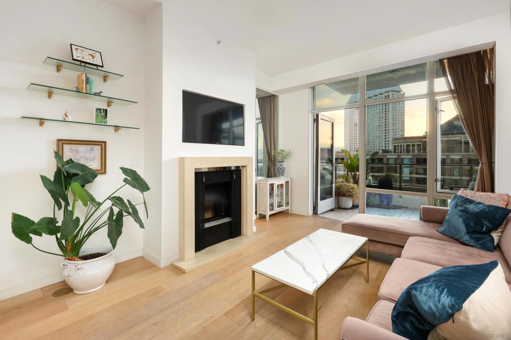 550 Front Street 1007