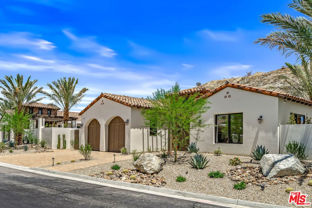 22 Santa Rosa Mountain Lane