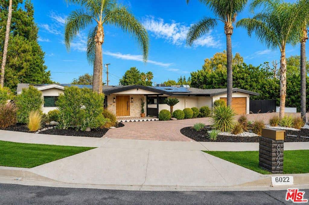 Photo of 6022 Elba Place, Los Angeles, CA 91367 (MLS # 26869399)