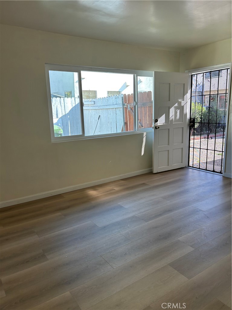 4057 Baywood