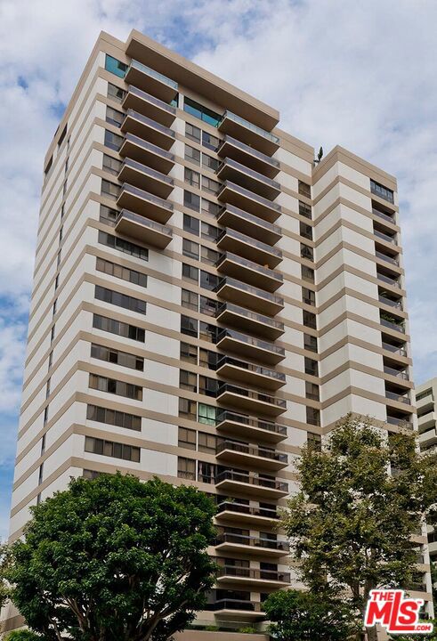 Photo of 10445 Wilshire Boulevard #905, Los Angeles, CA 90024 (MLS # 26843545)