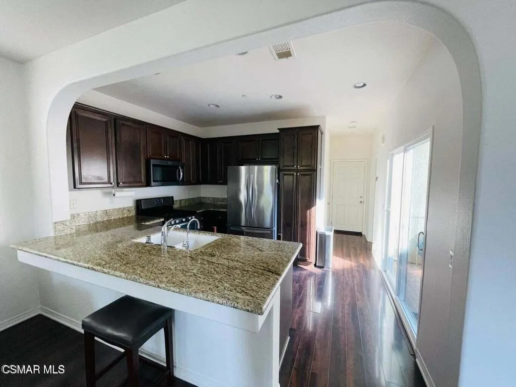 Oxnard, California 93036, United States, 3 Bedrooms Bedrooms, ,3 BathroomsBathrooms,Residential,Active,189847