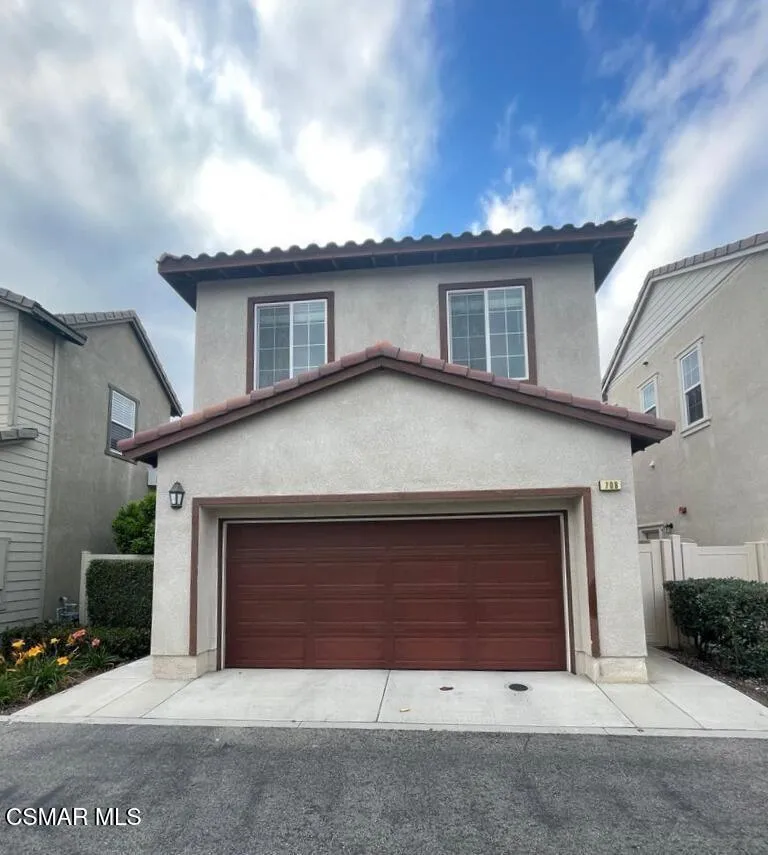 Oxnard, California 93036, United States, 3 Bedrooms Bedrooms, ,3 BathroomsBathrooms,Residential,Active,189847