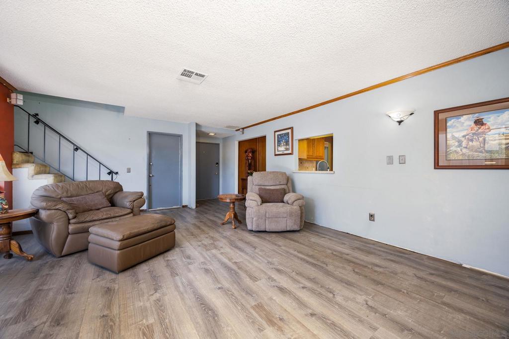 Lakeside - Residential