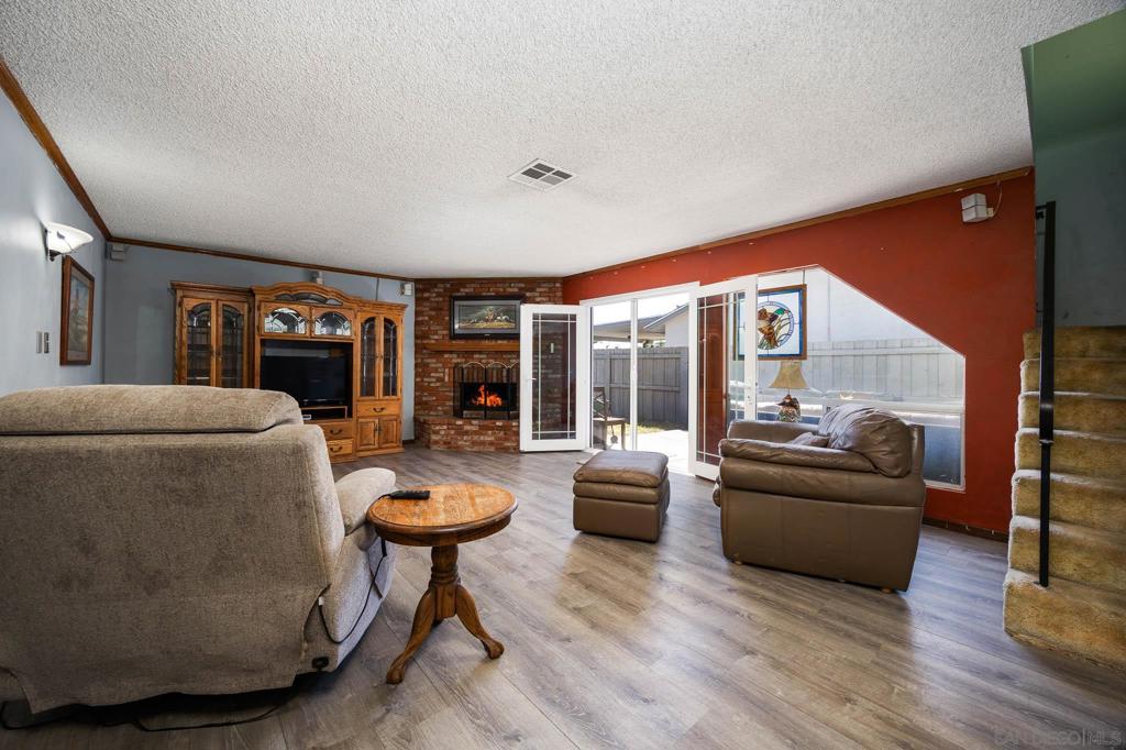 Lakeside - Residential