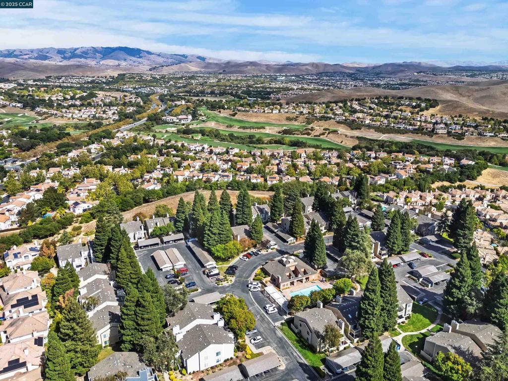 CRESTVIEW - Residential