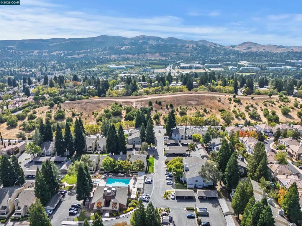 CRESTVIEW - Residential