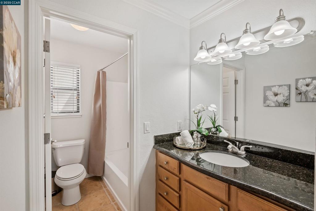 CRESTVIEW - Residential