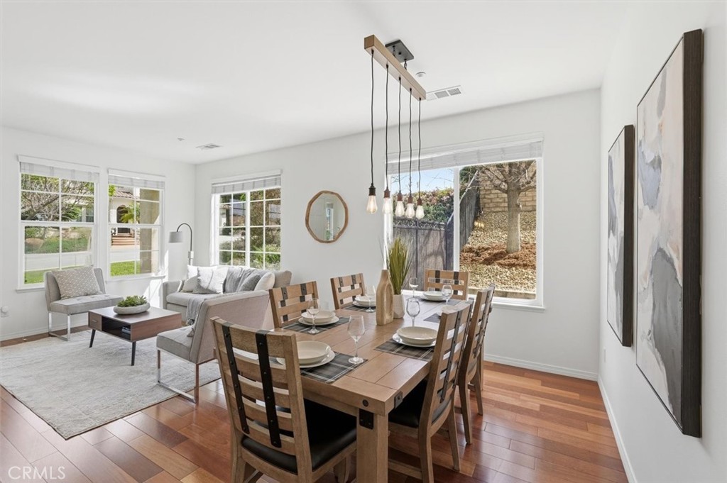 5244 Huckleberry Oak