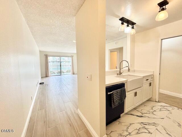 326 E Surfside Drive