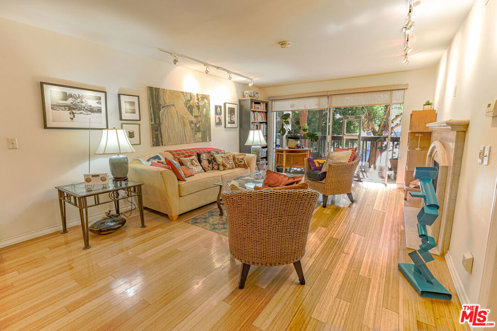8105 Raintree Circle