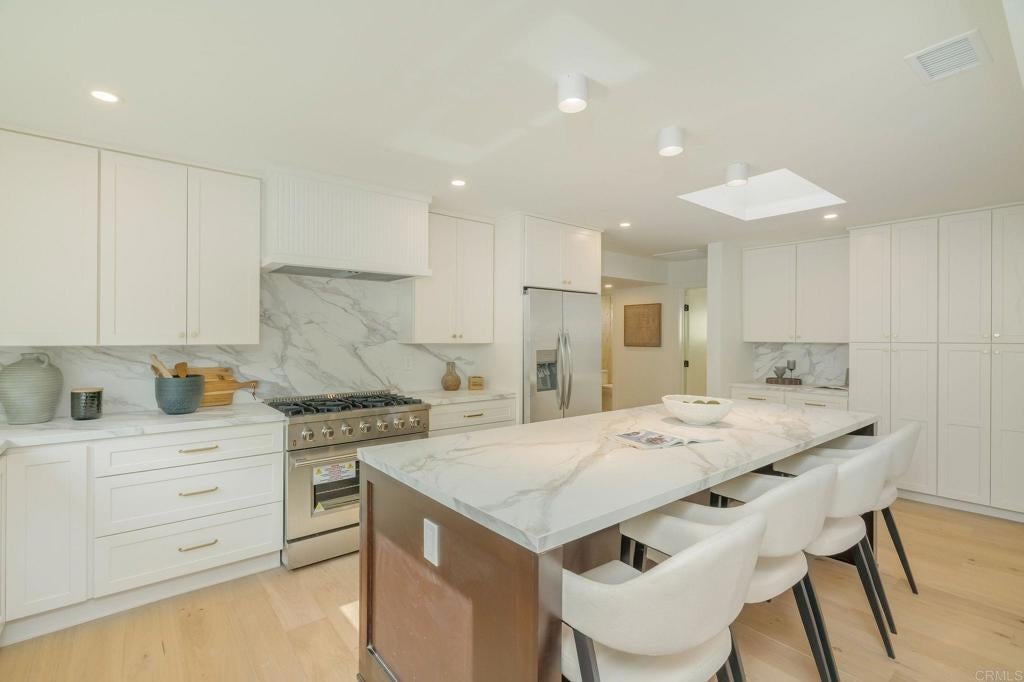 Photo of 4210 Alcove Ave Ave, Studio City, CA 91604 (MLS # PTP2605300)