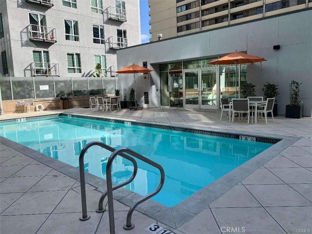 645 W 9th Street 618
