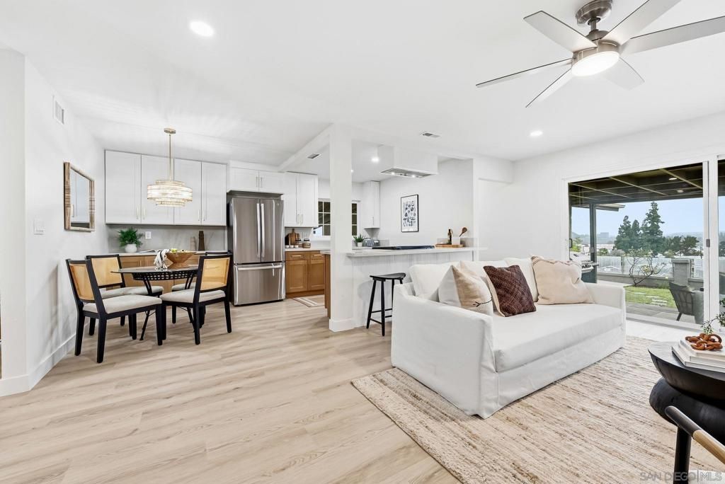 Photo of 6096 Crawford St, San Diego, CA 92120 (MLS # 260009325SD)