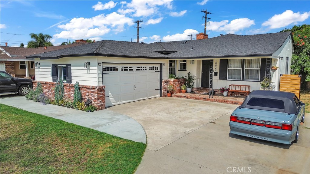 10829 Cord Avenue