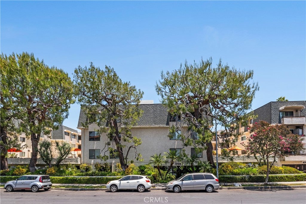 Photo of 4700 Natick Ave #117, Sherman Oaks, CA 91423 (MLS # SB26111049)