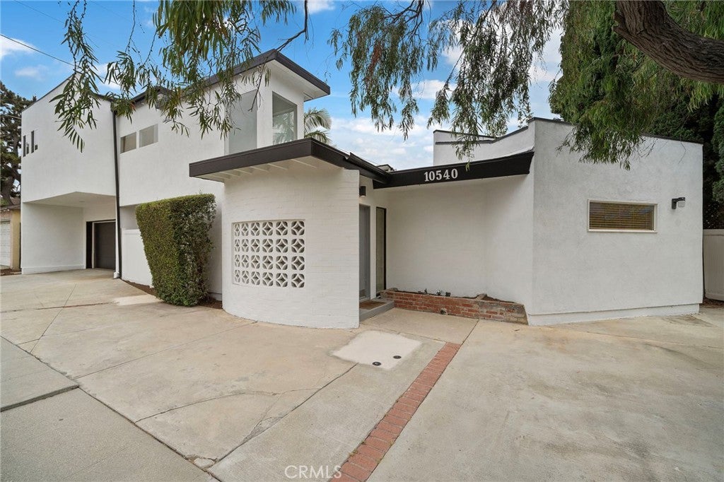 10540 W Olympic Boulevard, Los Angeles CA 90064