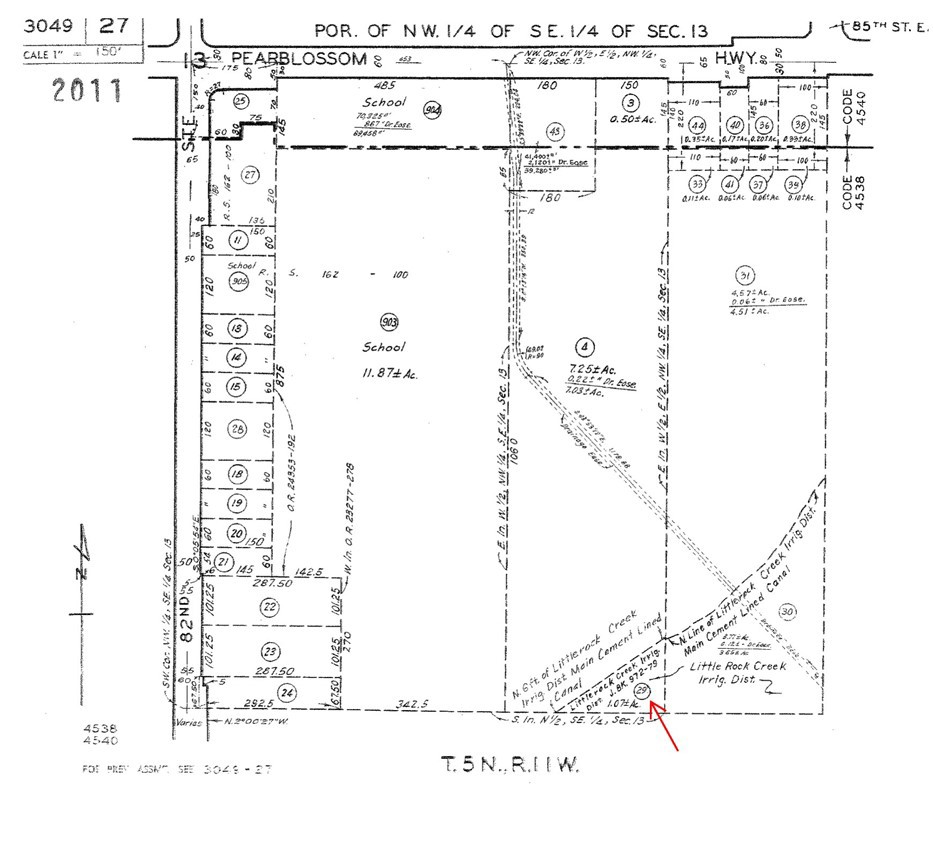 Main image without alt text