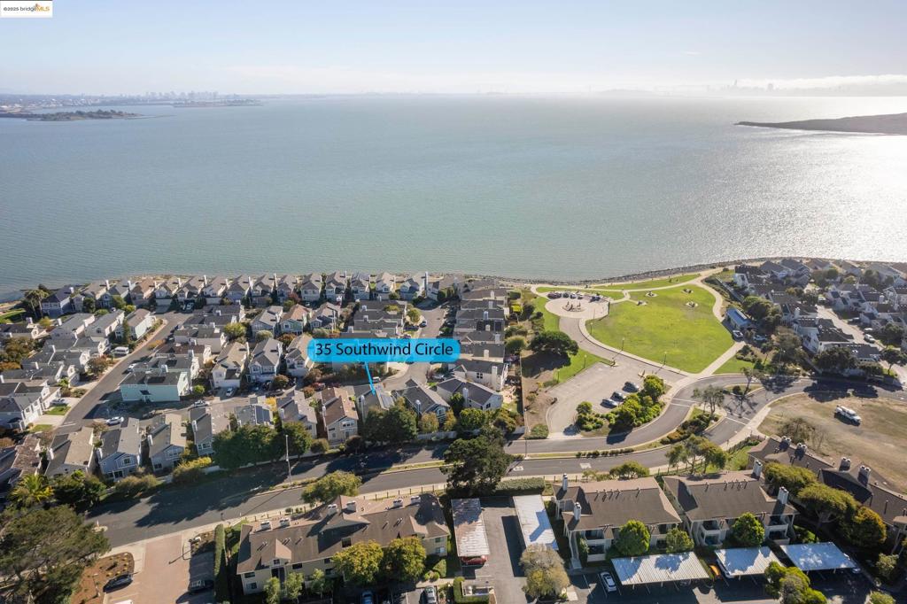 MARINA BAY - Residential