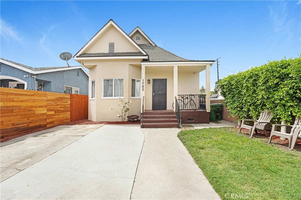 1782 w 36th pl Pl