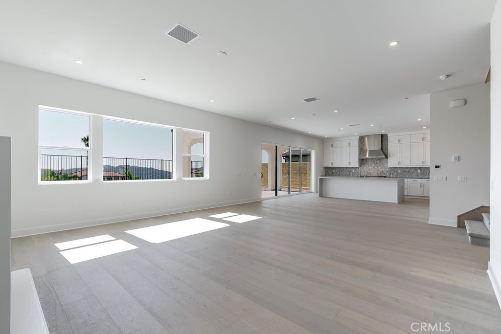 Properties 4 752 Via Arezzo Place